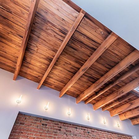 Family Friendly 3-Bedroom Beauty In Le Plateau By Denstays Montreal Bagian luar foto