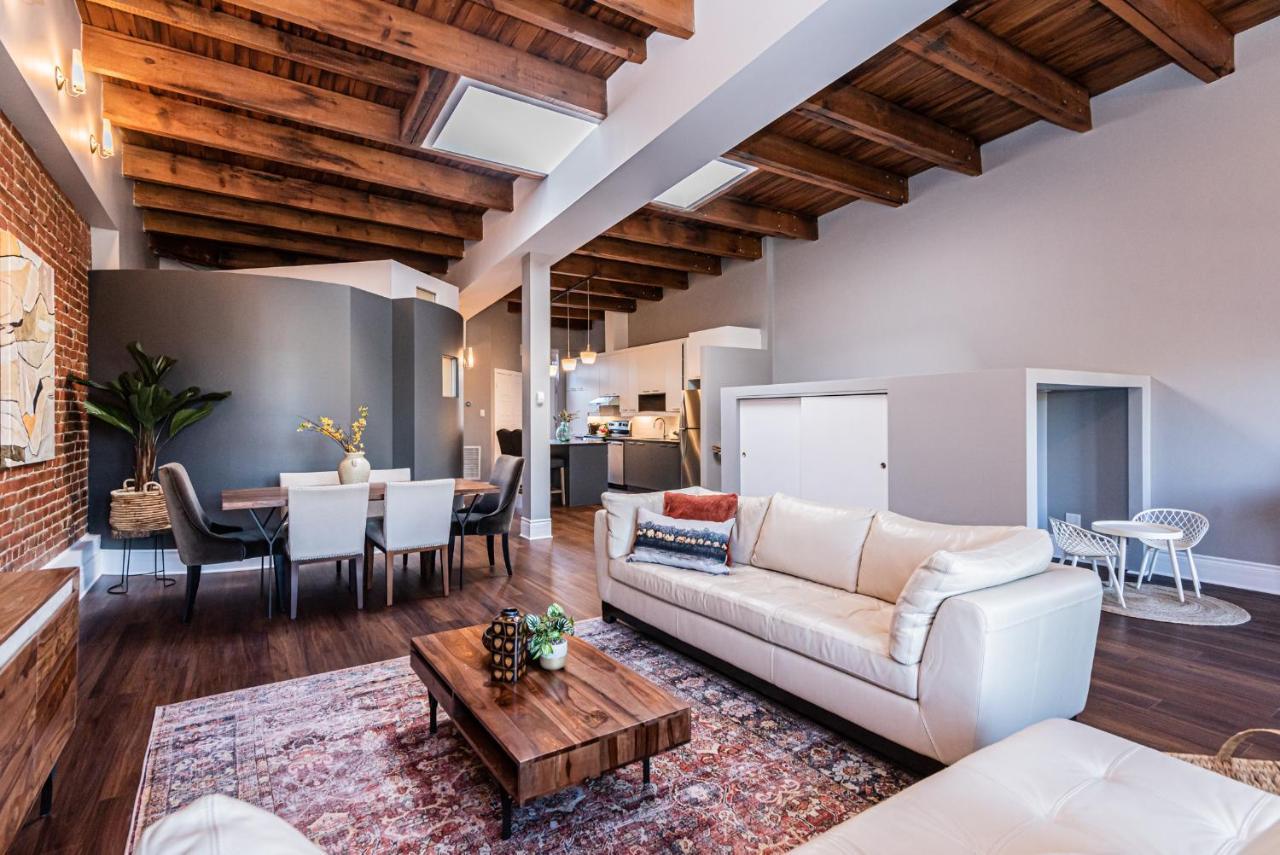 Family Friendly 3-Bedroom Beauty In Le Plateau By Denstays Montreal Bagian luar foto