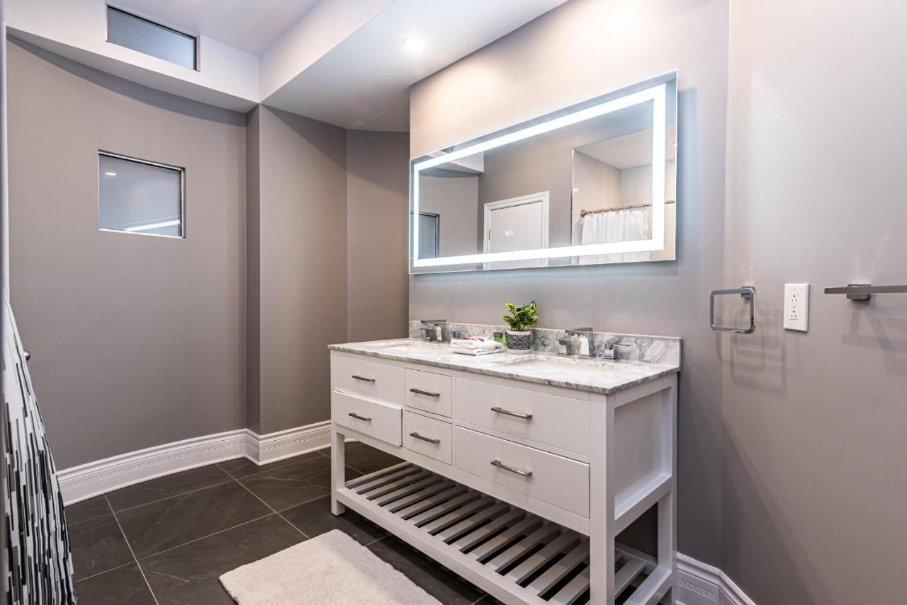 Family Friendly 3-Bedroom Beauty In Le Plateau By Denstays Montreal Bagian luar foto