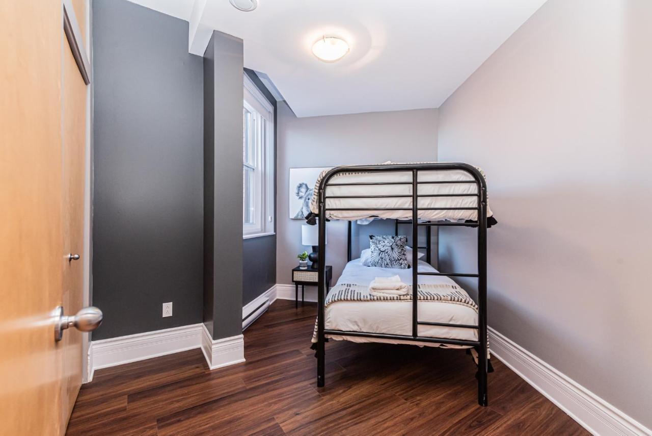 Family Friendly 3-Bedroom Beauty In Le Plateau By Denstays Montreal Bagian luar foto
