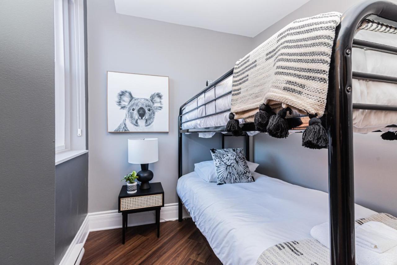 Family Friendly 3-Bedroom Beauty In Le Plateau By Denstays Montreal Bagian luar foto