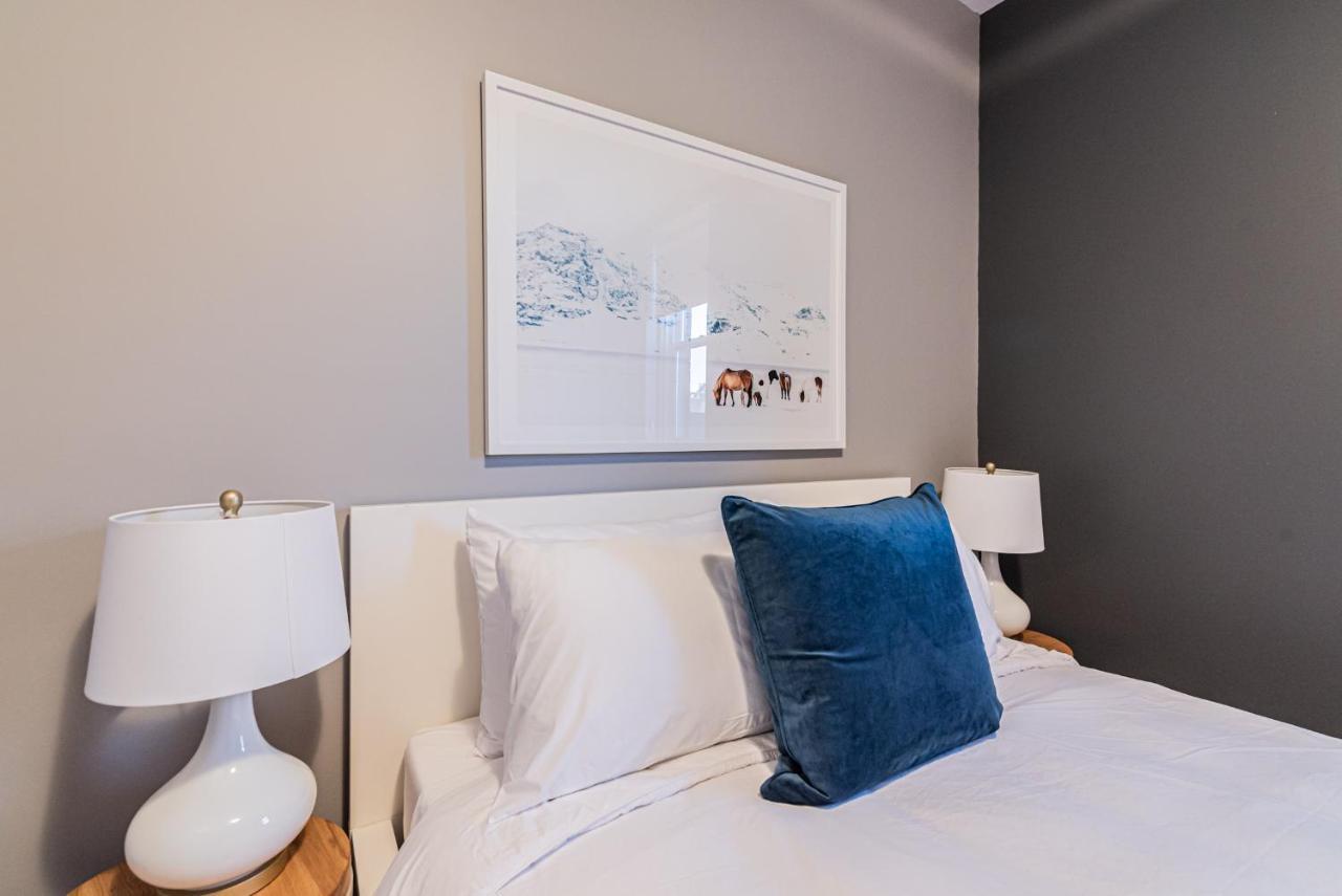Family Friendly 3-Bedroom Beauty In Le Plateau By Denstays Montreal Bagian luar foto