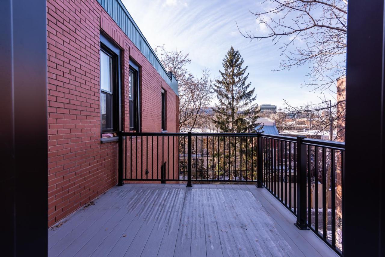 Family Friendly 3-Bedroom Beauty In Le Plateau By Denstays Montreal Bagian luar foto